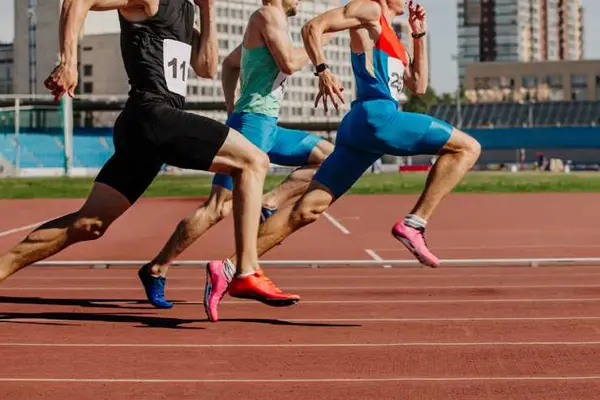 What do sprinters eat before a race?