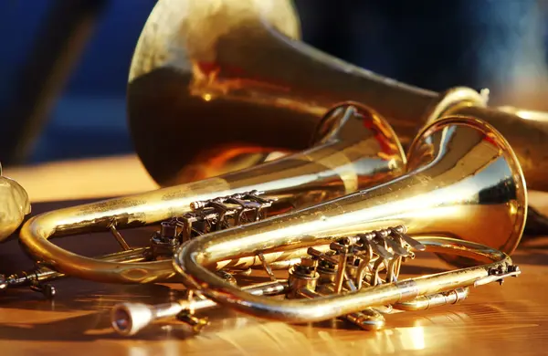 How do you fix a broken brass instrument?