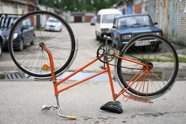 Why did he change his bike's tires?