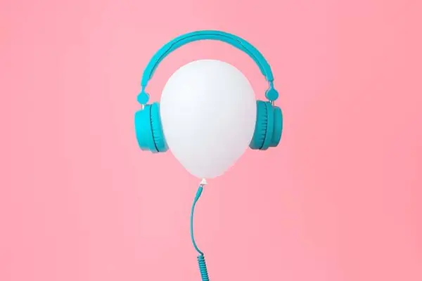 What's a balloon's least favorite type of music?